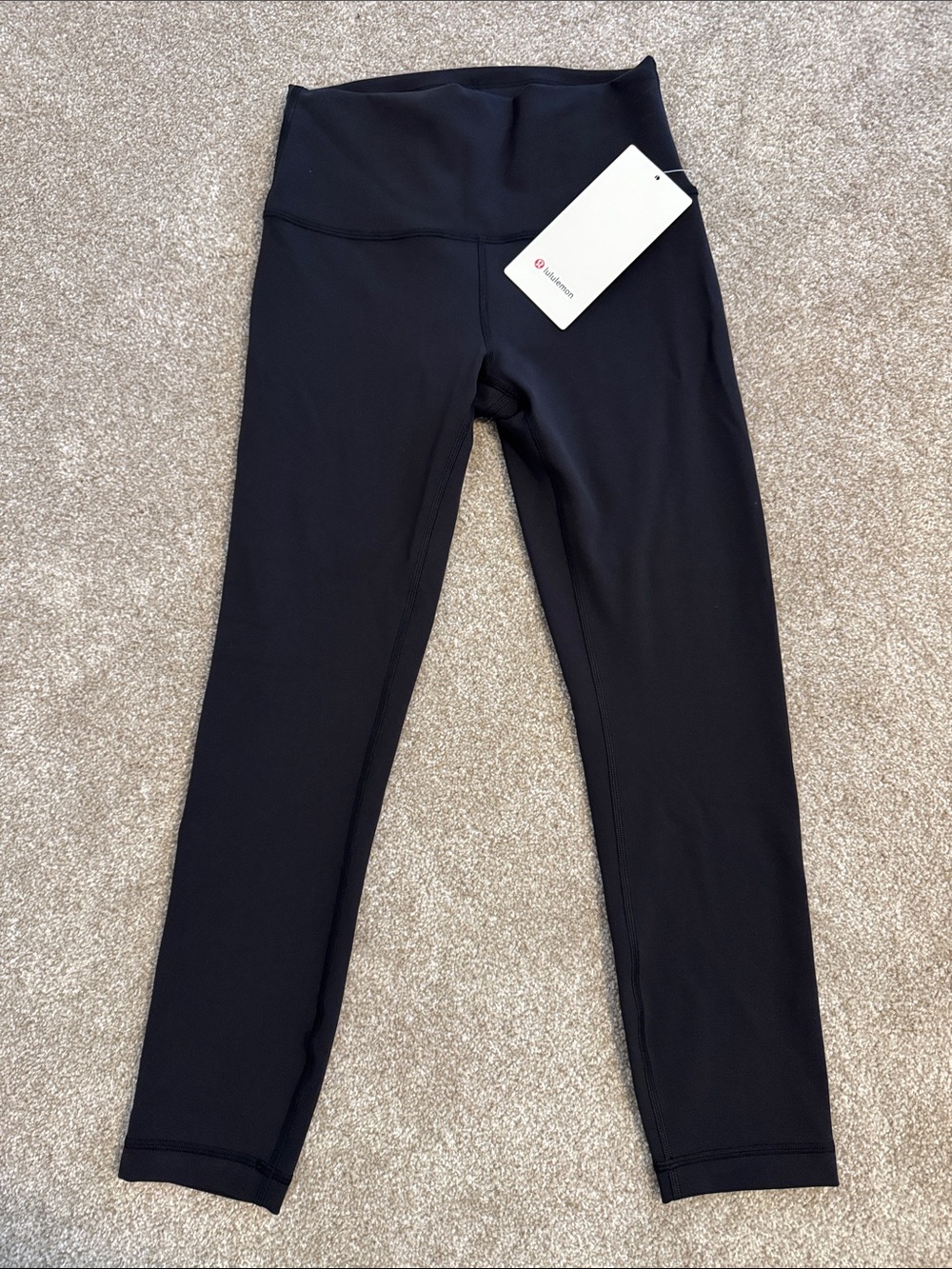NWT Lululemon Wunder Train HR Crop 23”